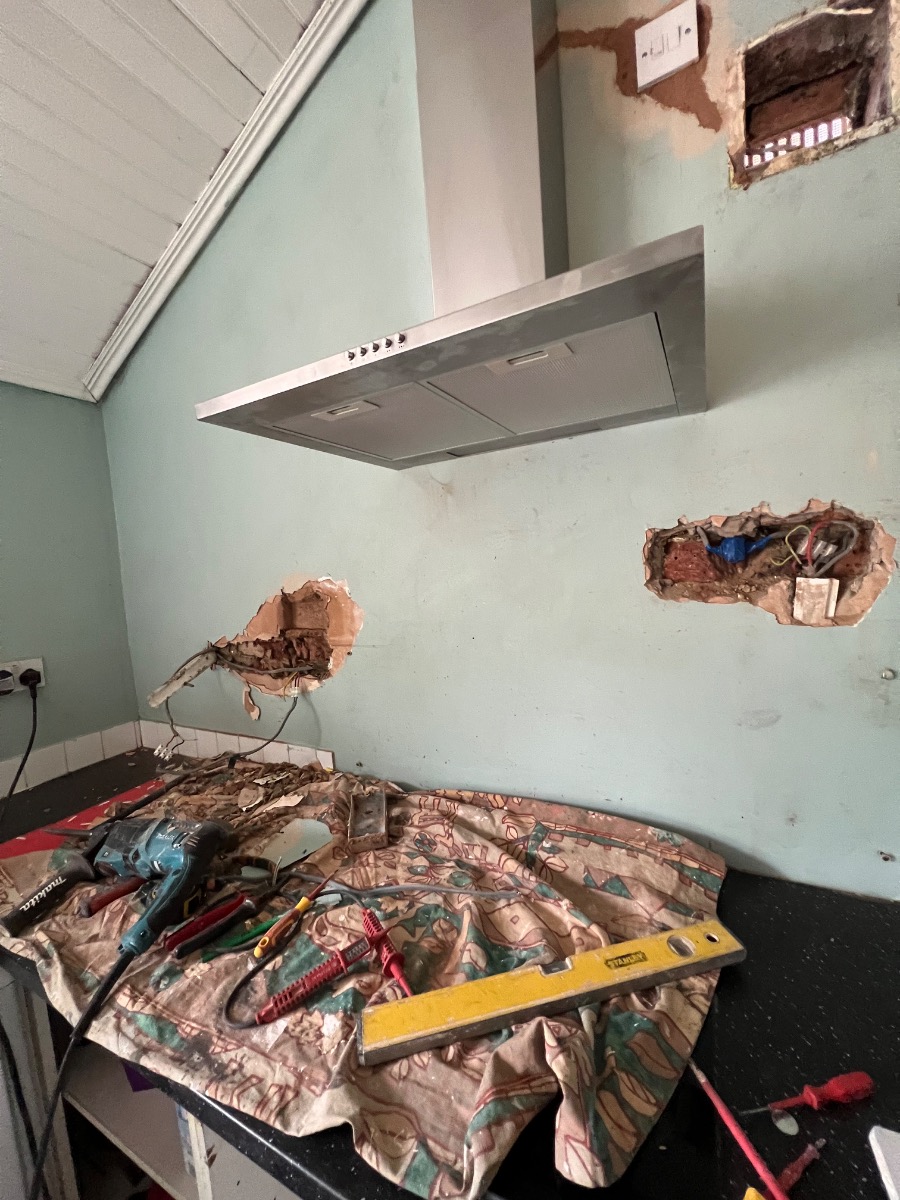 Electrician: Image 32